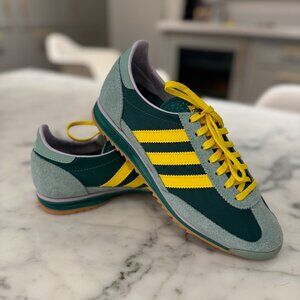 SL 72 OG Shoes | Women's size US 7.5 or 6 UK | Collegiate green / yellow strip